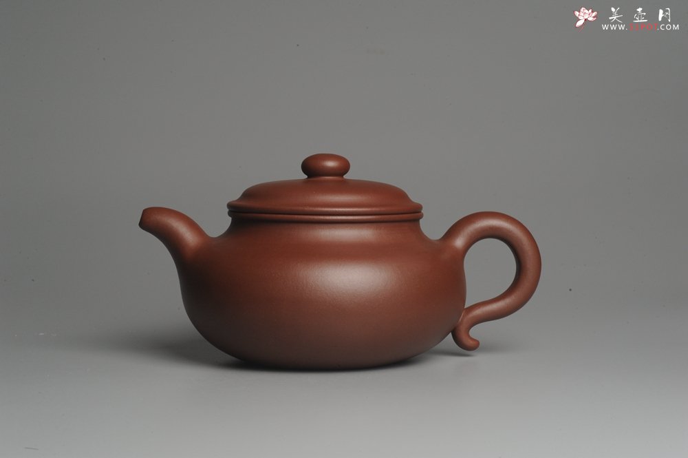 紫砂壶图片：实力派杨老师 难度灰常大 全手工大品大亨仿古 本色清水泥 稳重大气  适合收藏 - 美壶网