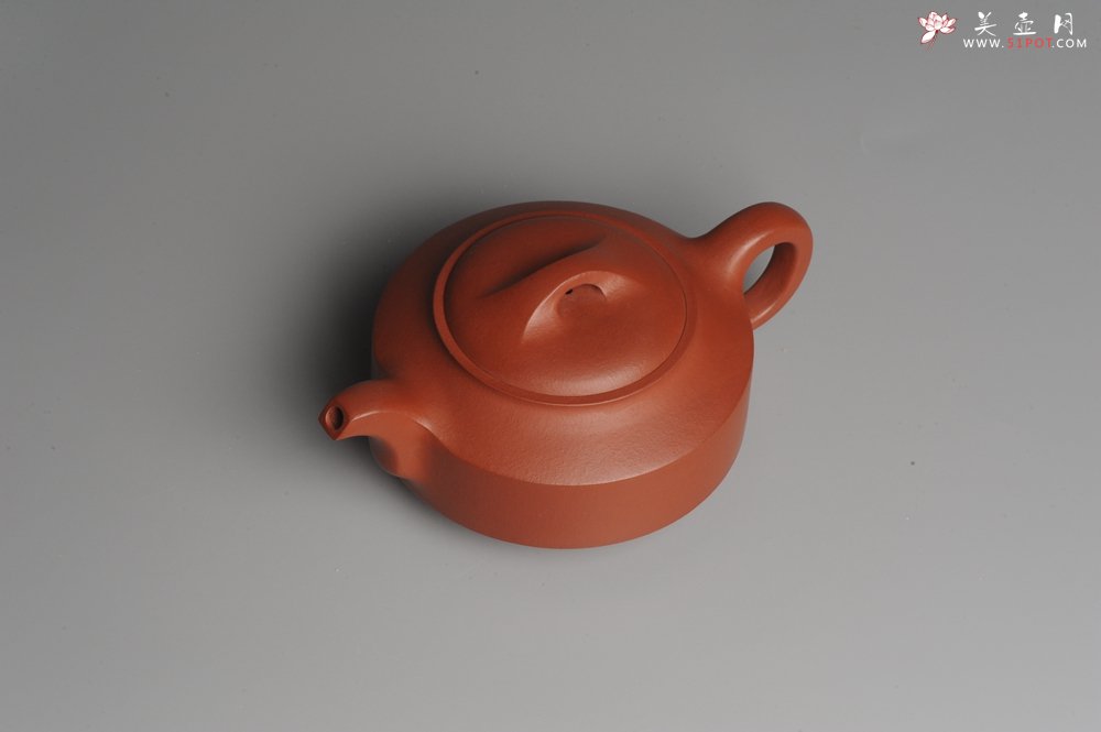 紫砂壶图片：美壶特惠 老清水泥精致汉君壶 茶人醉爱  - 美壶网