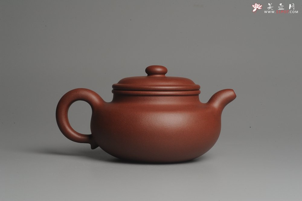 紫砂壶图片：油润底曹青 一捺底精品全手工大亨仿古 深得老味 请君细品 - 美壶网