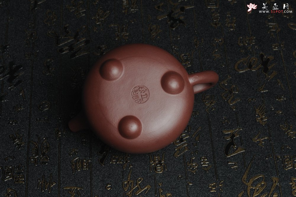 紫砂壶图片：美壶特惠 经典平盖小石瓢 满瓢（景舟石瓢）子木刻绘山水 - 美壶网