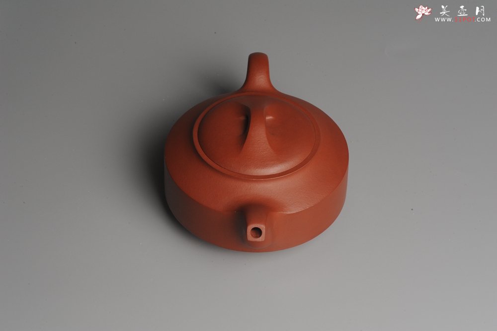 紫砂壶图片：美壶特惠 老清水泥精致汉君壶 茶人醉爱  - 美壶网