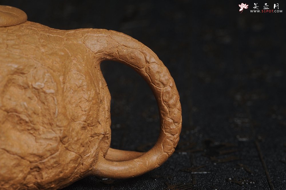 紫砂壶图片：美壶特惠 进步明显优质黄金段全手工供春壶 异型盖 难度大 肌理丰富 - 美壶网