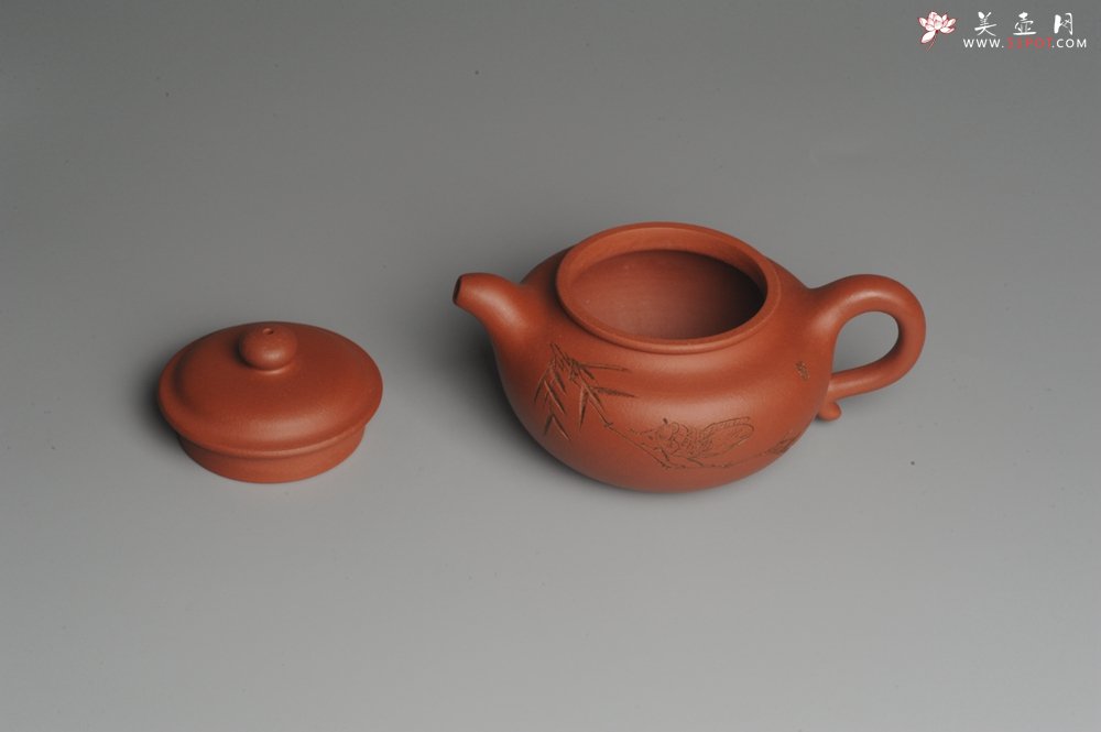 紫砂壶图片：美壶特惠 精致小仿古 子陶刻竹子和知了 寓意知足常乐 茶人醉爱 养后温润如玉 - 美壶网