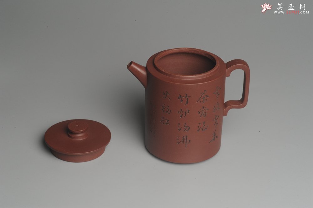 紫砂壶图片：美壶特惠 优质原矿红拼文人小壶柱础 做工精细 禾人老师即兴装饰 - 美壶网