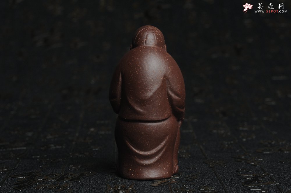 紫砂壶图片：美宠特惠 回馈壶友 精致性价比紫泥老财主茶宠高7.8cm左右 - 美壶网