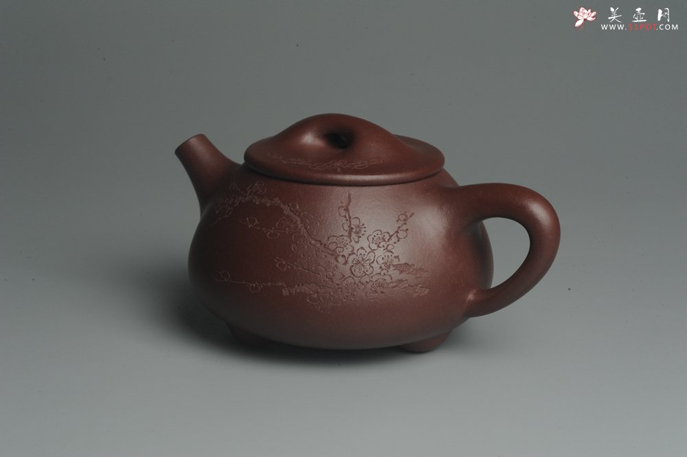 紫砂壶图片：美壶特惠 精致做工经典平盖小石瓢 精刻梅花 暗香浮动 灰常雅致 - 美壶网