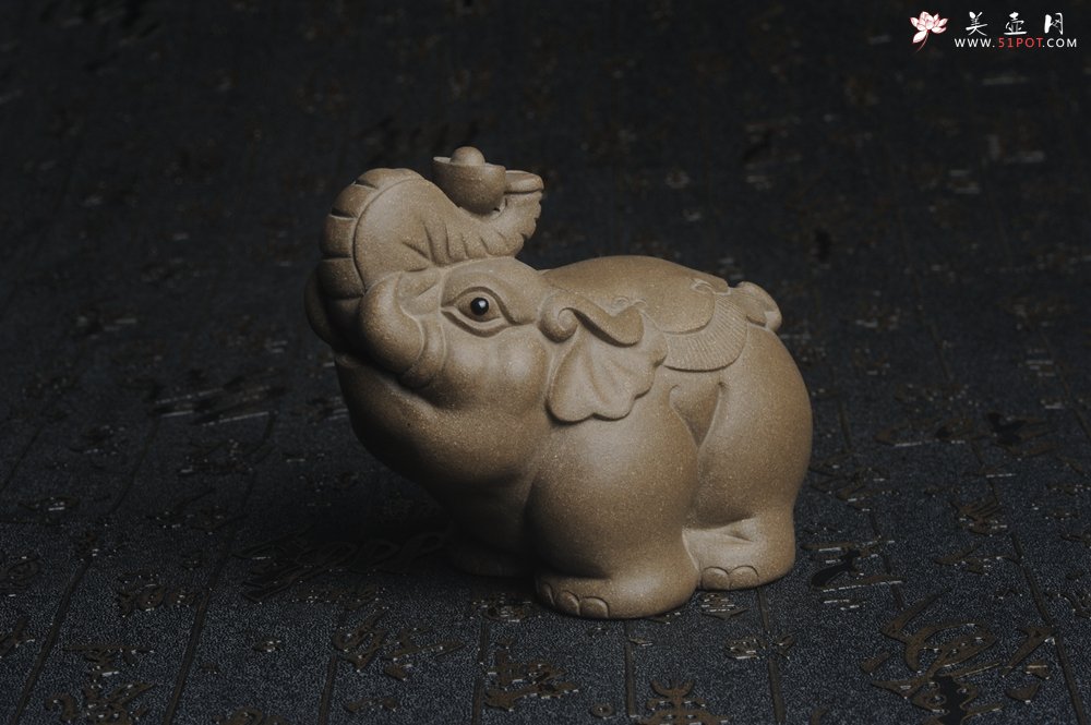 紫砂壶图片：美宠特惠 回馈壶友 精工太平有象茶宠 长11cm宽6cm高7cm - 美壶网