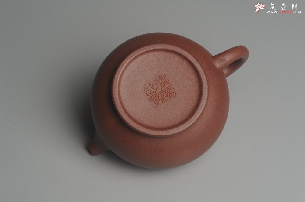 紫砂壶图片：美壶特惠 优质底曹青精致做工小掇只 茶人醉爱 - 美壶网