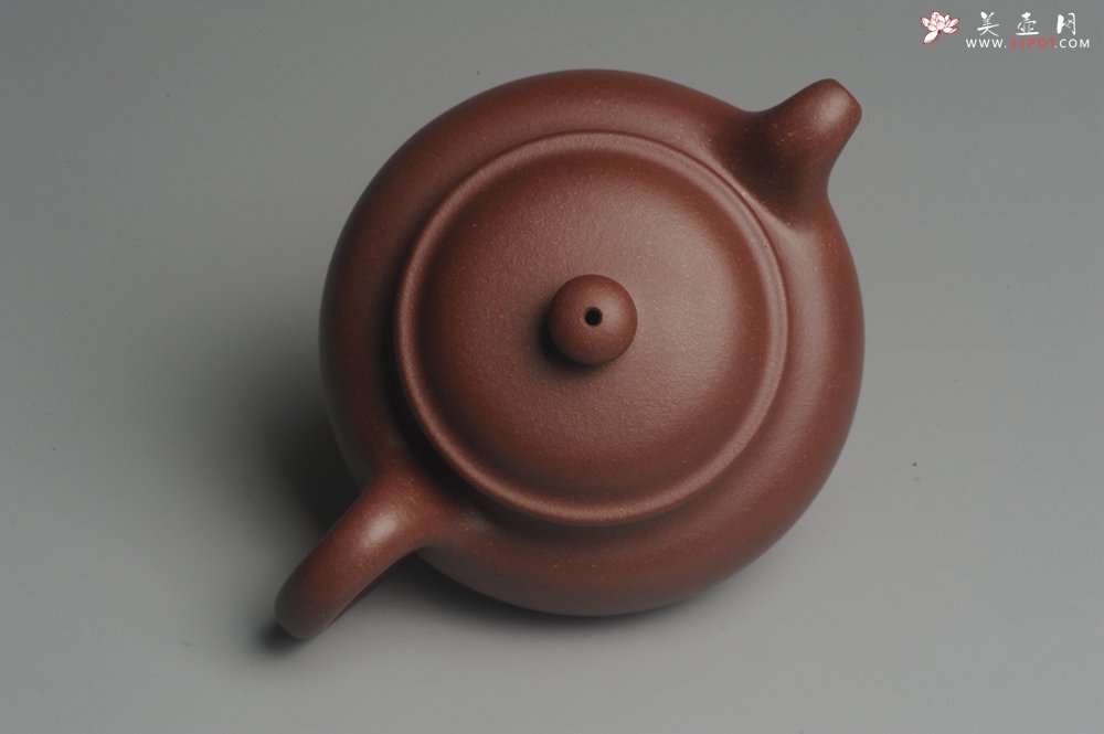 紫砂壶图片：美壶特惠 优质底曹青精致做工小掇只 茶人醉爱 - 美壶网