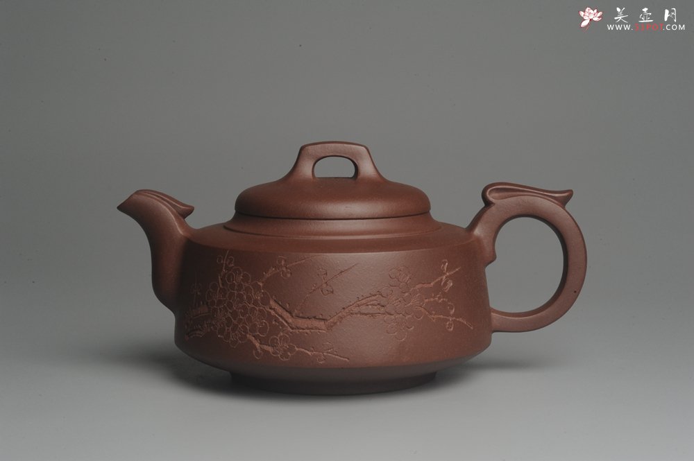 紫砂壶图片：美壶特惠 一厂拼紫泥 精致凤鸣壶 雅刻梅花 暗香浮动 造型别致 - 美壶网