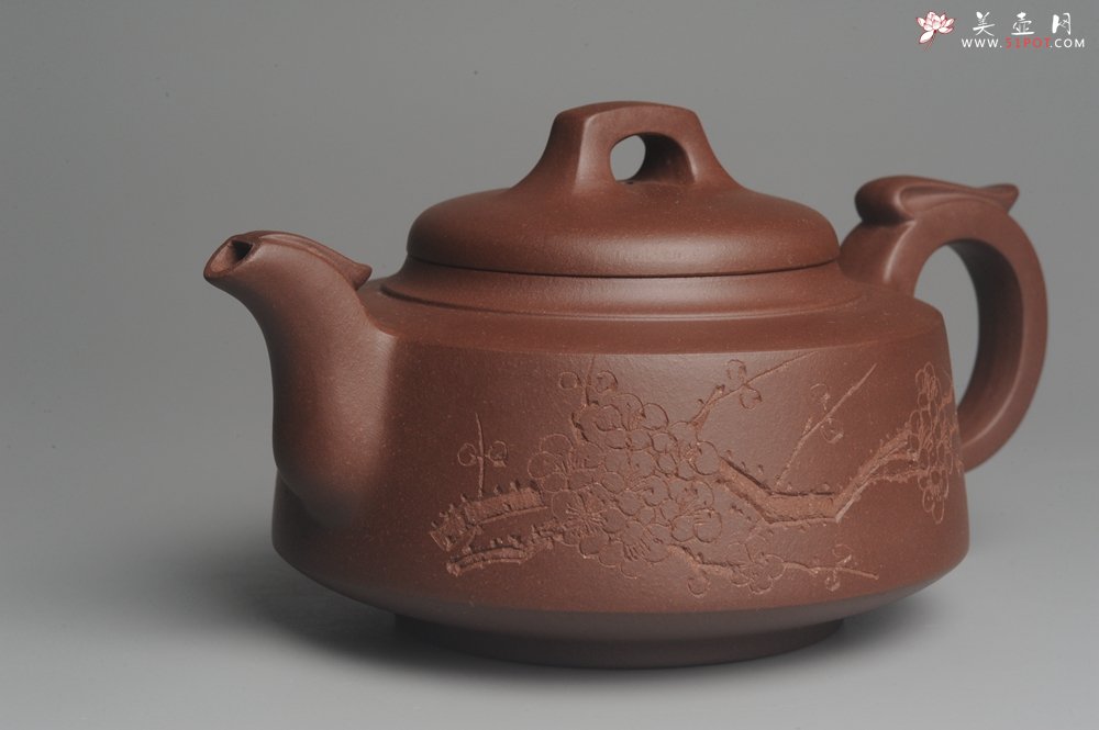 紫砂壶图片：美壶特惠 一厂拼紫泥 精致凤鸣壶 雅刻梅花 暗香浮动 造型别致 - 美壶网