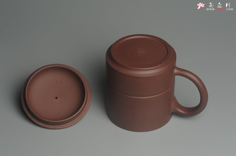 紫砂壶图片：美杯特惠 办公旅行便携式茶具上善若水盖杯 泥料超好 - 美壶网