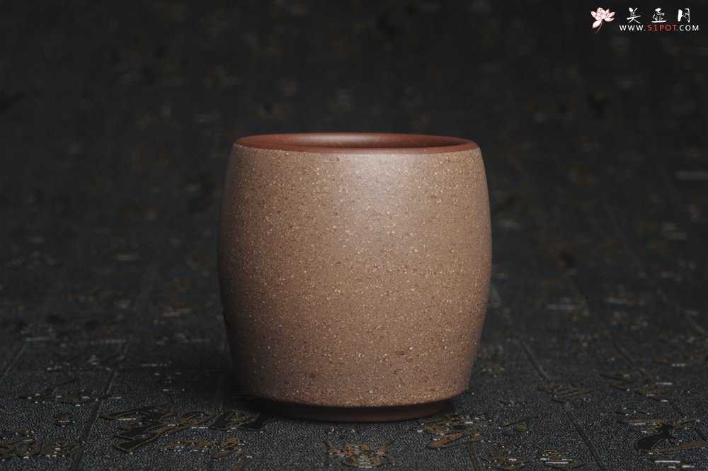 紫砂壶图片：美杯中秋特惠 精品好泥好工好刻雅致特厚实 祥云品茗杯 主人杯 自用送礼佳品 - 美壶网