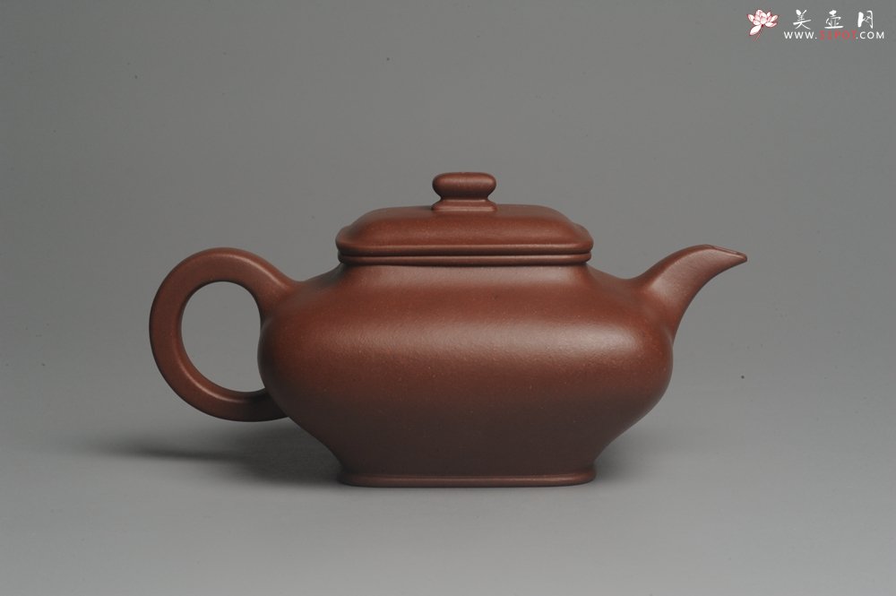 紫砂壶图片：实力派张海艳全手工老辣四方虚扁壶 超精致 - 美壶网