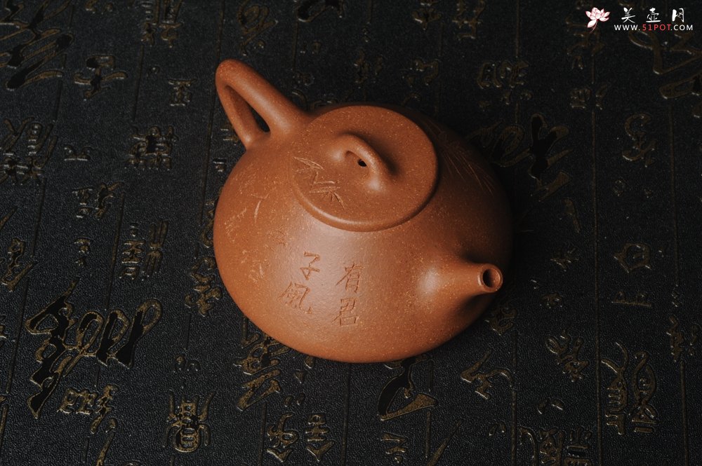 紫砂壶图片：润五彩段泥 全手工薄胎子冶石瓢 有君子风无俗人气 助工俞霞精心摹古刻绘雅竹 - 美壶网