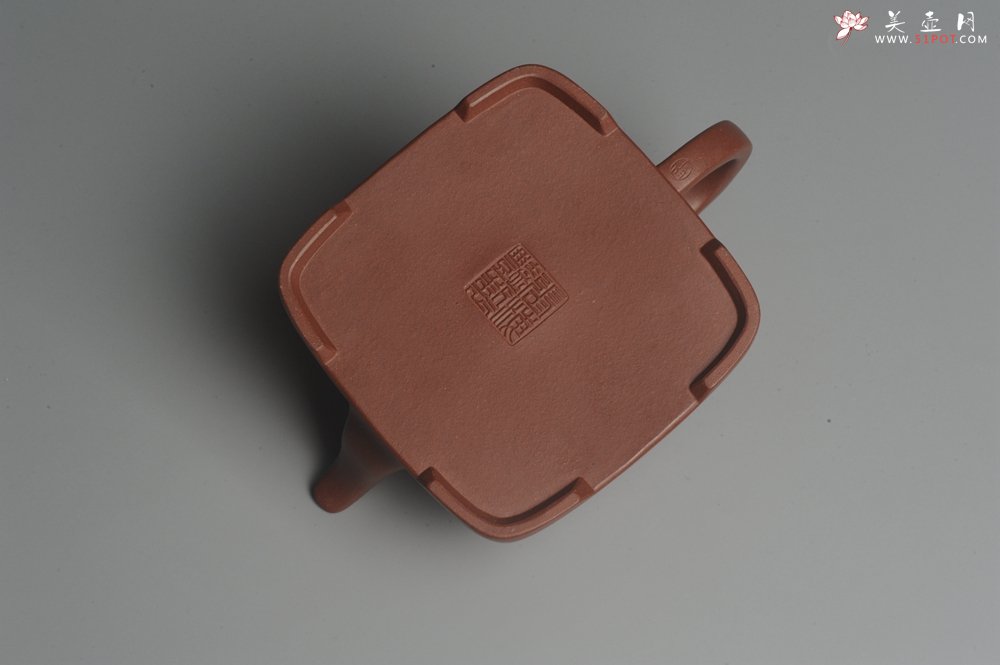 紫砂壶图片：实力派张海艳全手工弧菱壶 灰常漂亮 - 美壶网