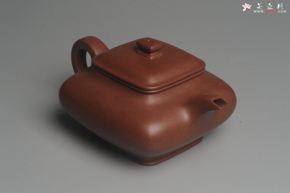 紫砂壶图片：实力派张海艳全手工老辣四方虚扁壶 超精致 - 美壶网