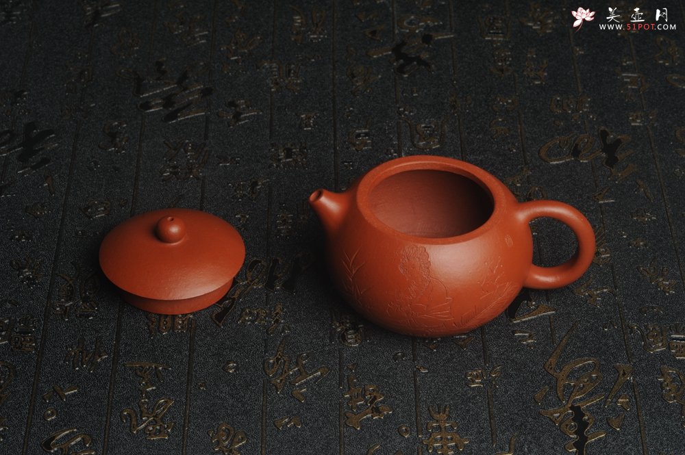 紫砂壶图片：特油润老朱泥 全手工美女西施壶 方健老师精心双刀刻绘 收缩大成型难 难得美品 - 美壶网