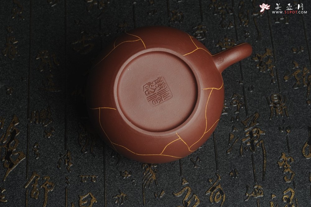 紫砂壶图片：美壶特惠 精工冰纹西施 茶人醉爱 - 美壶网