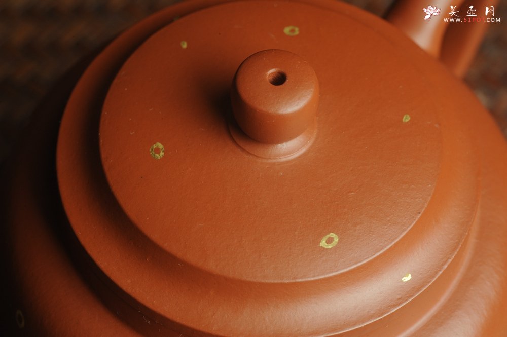 紫砂壶图片：特好朱泥全手工描金平盖古莲子 - 美壶网