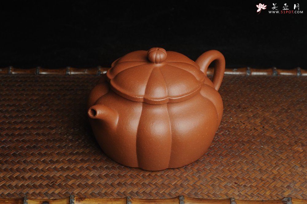 紫砂壶图片：美壶双11特惠秒杀 梨皮红泥精工筋囊井栏 - 美壶网