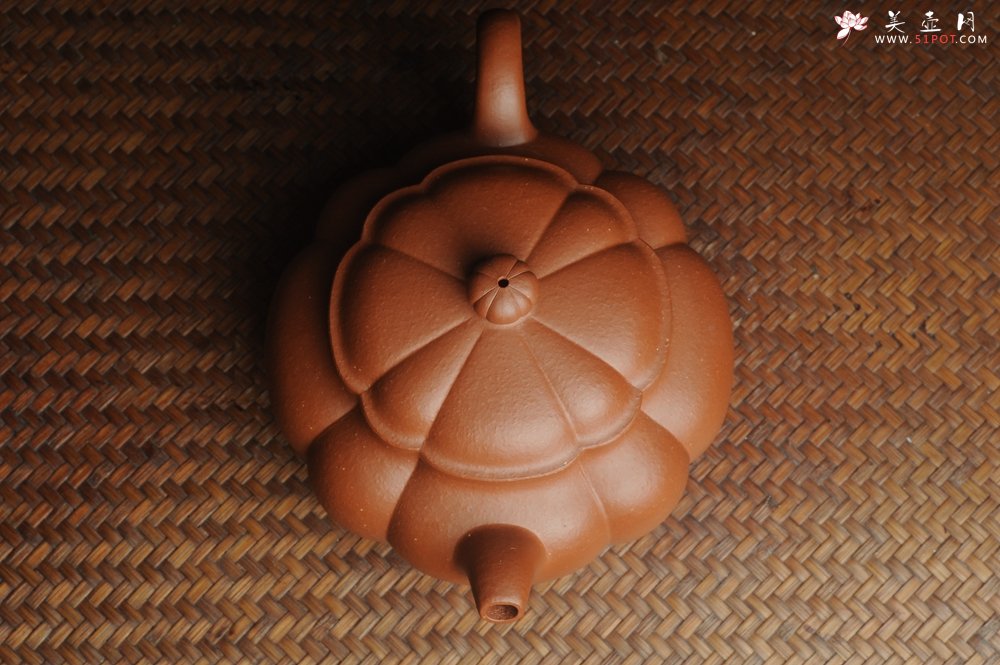 紫砂壶图片：美壶双11特惠秒杀 梨皮红泥精工筋囊井栏 - 美壶网