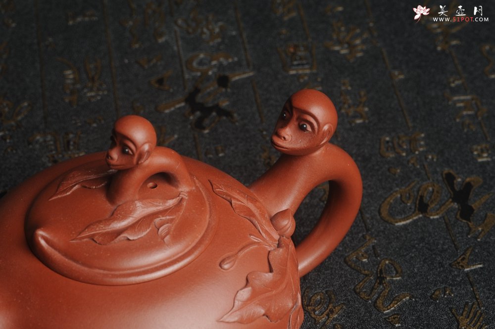 紫砂壶图片：美壶特惠 原矿红清水泥 精致辈辈封侯套壶 单杯56cc 送礼自用佳品 茶人醉爱 - 美壶网