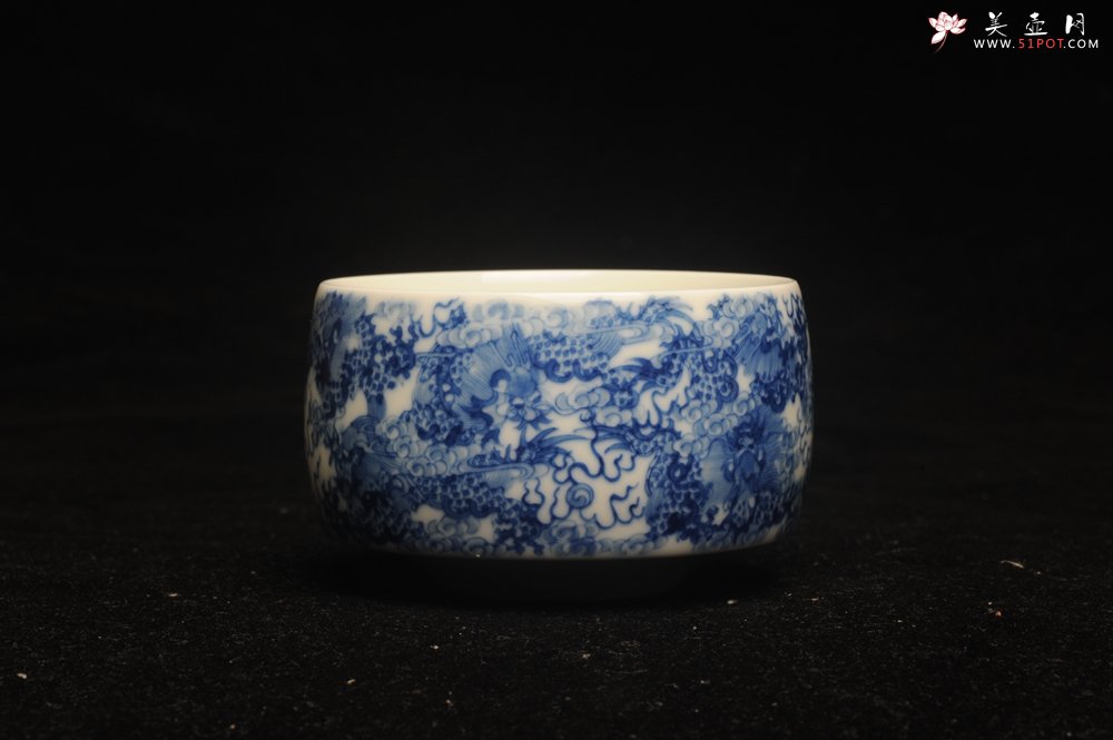 紫砂壶图片：美杯特惠 景德镇主人杯压手杯 釉下彩青花杯 九龙杯 超漂亮 - 美壶网