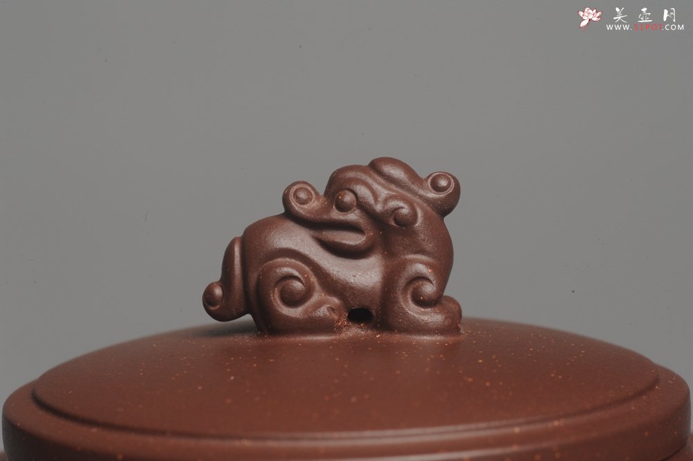 紫砂壶图片：美壶特惠 精工祥瑞壶 出水如柱 - 美壶网