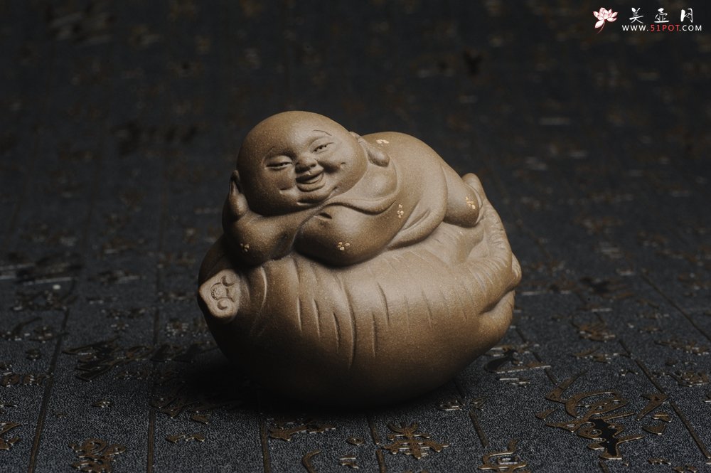 紫砂壶图片：美宠特惠 精工老青段如意人生茶宠摆件 神态细腻 长9cm宽7cm高7cm - 美壶网