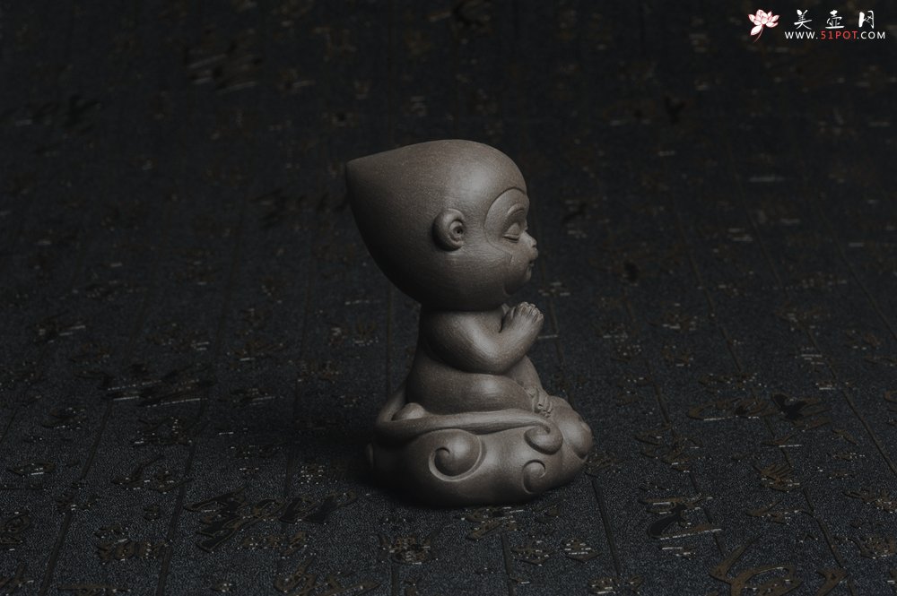 紫砂壶图片：美宠特惠 精工老青灰泥悟空茶宠摆件高9.3cm - 美壶网