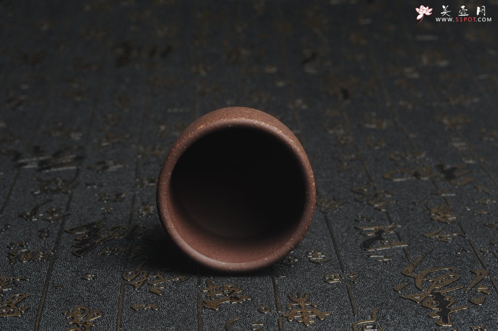 紫砂壶图片：美杯特惠 紫泥调砂好料紫砂厚实品茗杯 主人杯 简单包装 不包邮 - 美壶网