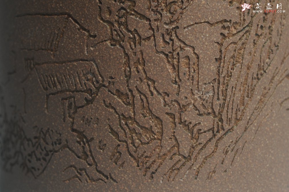 紫砂壶图片：美壶特惠 优质老段文人集狮壶 通景山水 灰常雅致 - 美壶网