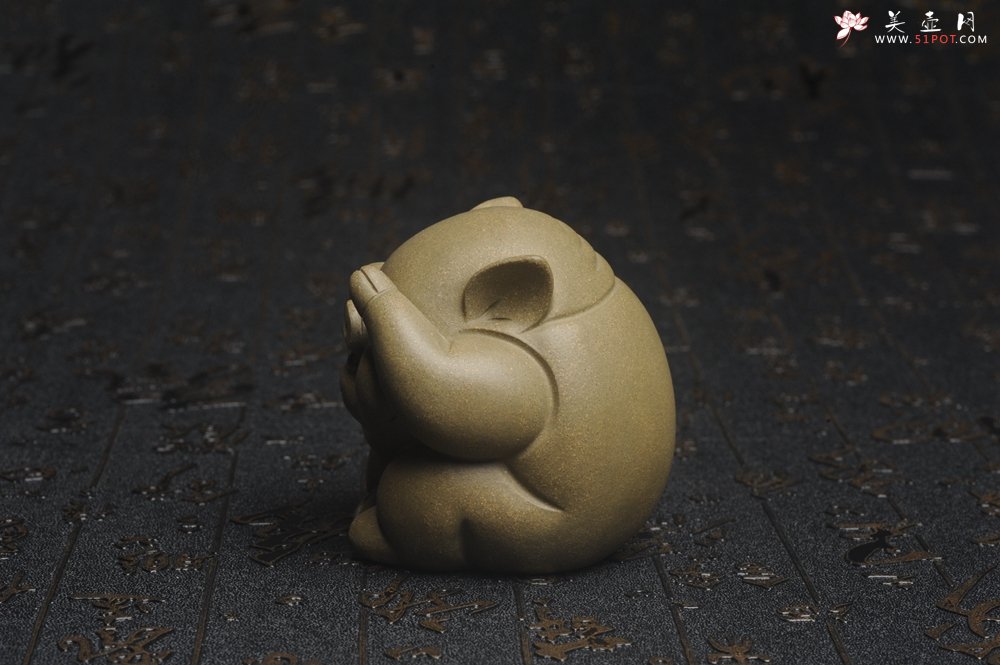 紫砂壶图片：美宠特惠 精工三不猪茶宠摆件 非礼勿视 非礼勿听 非礼勿言 高6cm - 美壶网