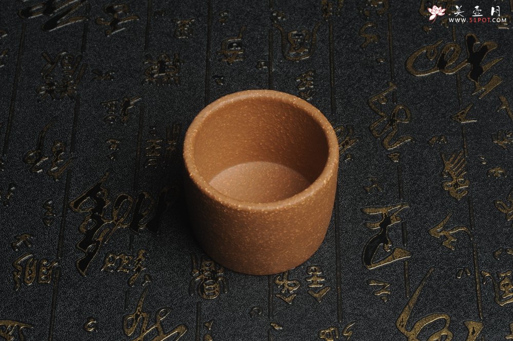 紫砂壶图片：美杯特惠 降坡泥调砂好料紫砂厚实品茗杯 主人杯 简单包装 不包邮 - 美壶网