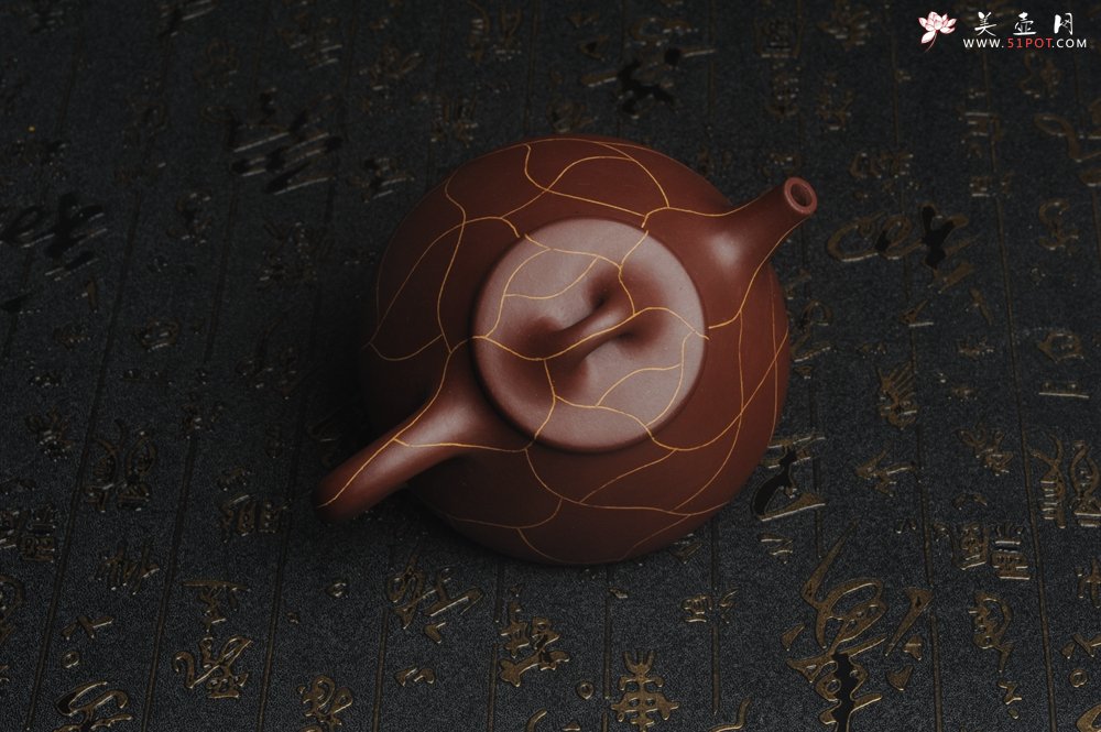 紫砂壶图片：美壶特惠 优质紫泥精工冰纹石瓢壶 特实用 出水如柱 养后油润 - 美壶网