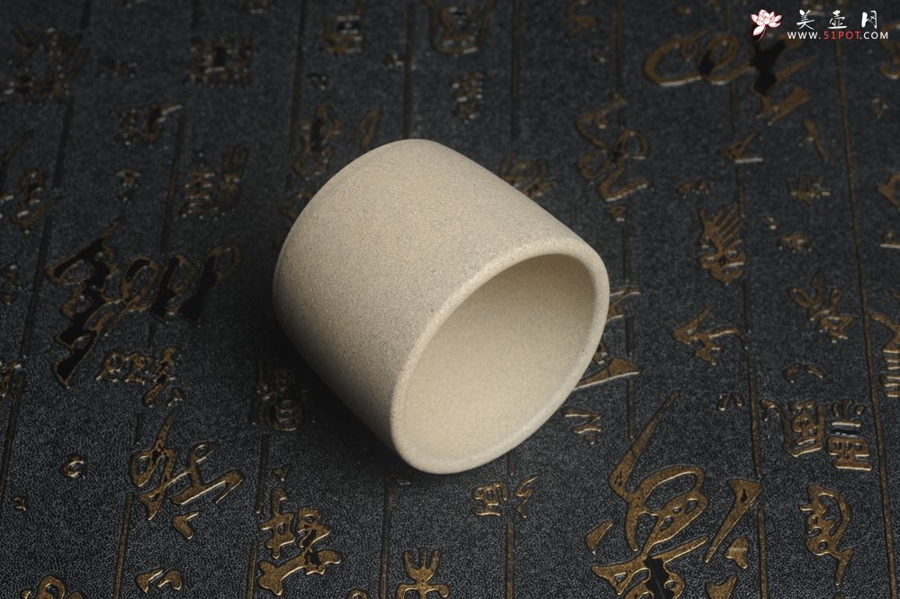 紫砂壶图片：美杯特惠 优质青段好料紫砂厚实品茗杯 主人杯 简单包装 不包邮 - 美壶网