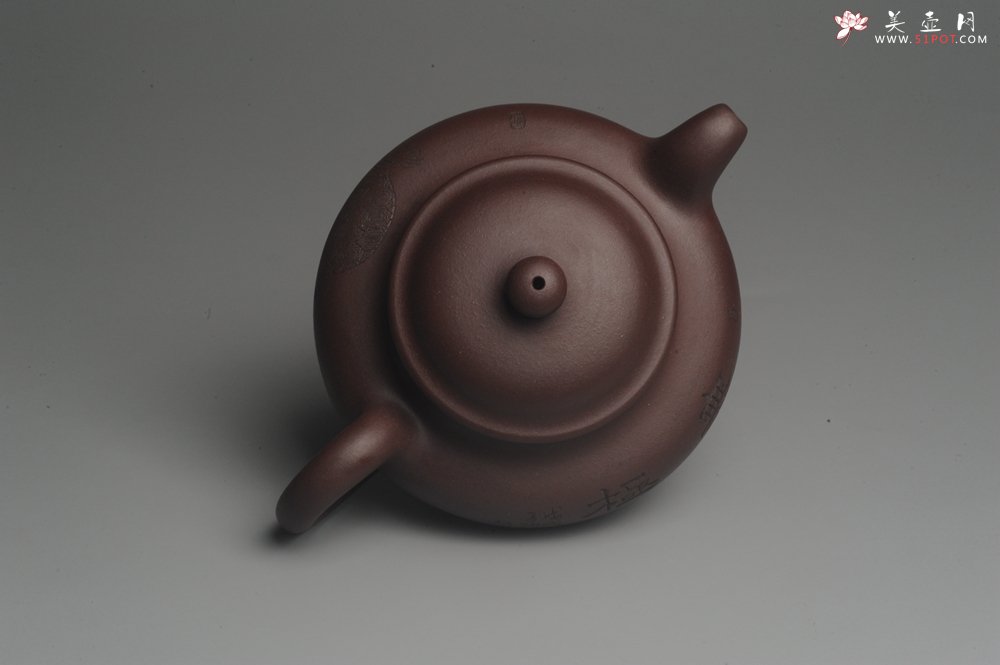 紫砂壶图片：美壶特惠 潜力股助工精工老紫泥掇只 龟寿图 - 美壶网