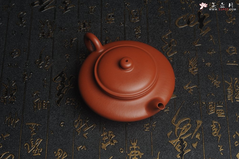 紫砂壶图片：特好小煤窑朱泥精工全手小虚扁 功夫茶具 - 美壶网