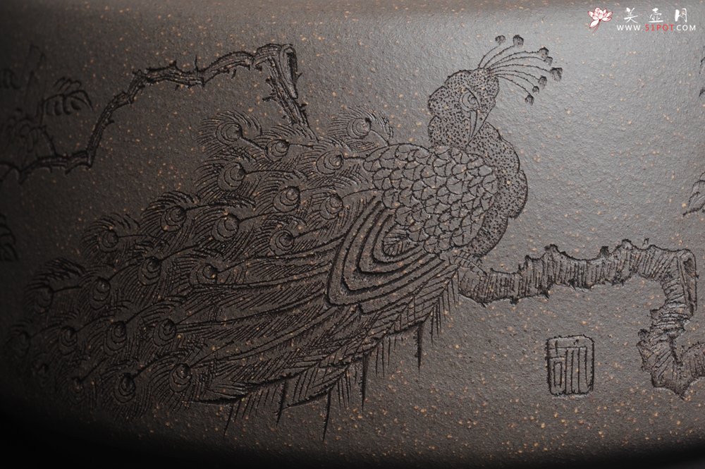 紫砂壶图片：精品特惠 助工老青段精品瑞兽双耳罐 茶仓 茶叶罐 水洗 烟灰缸 神鸟图 - 美壶网