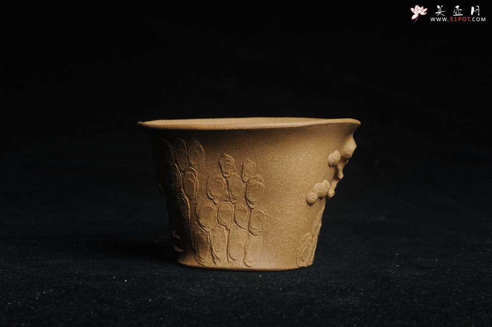 紫砂壶图片：美杯特惠 精致全手工松桩杯 肌理自然丰富 茶人醉爱 - 美壶网