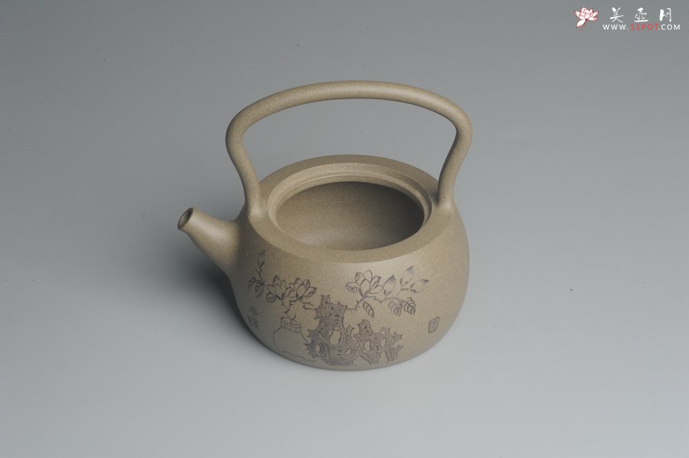 紫砂壶图片：美壶特惠 老青段 助工精工怀古提梁 清赏 - 美壶网