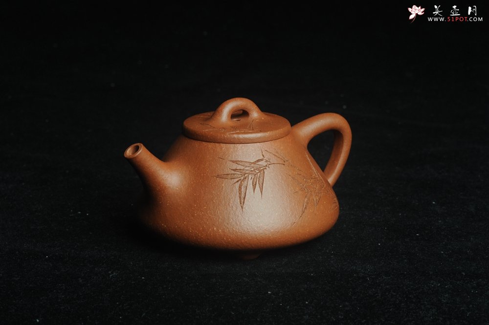 紫砂壶图片：美壶特惠 超精致特好降坡泥小品子冶石瓢 刻竹 居不可无竹 - 美壶网