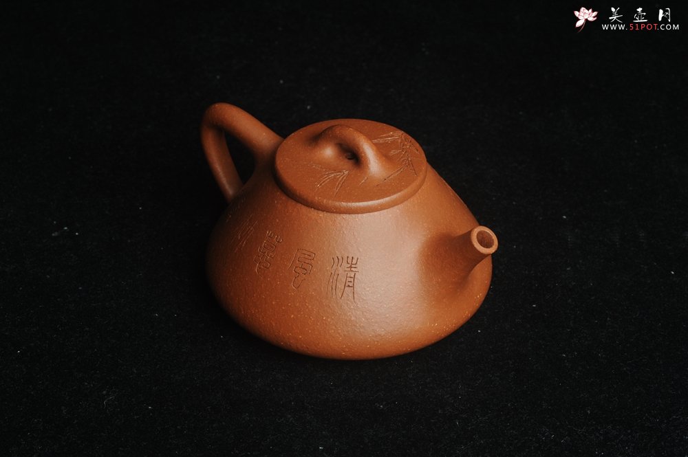 紫砂壶图片：美壶特惠 超精致特好降坡泥小品子冶石瓢 刻竹 居不可无竹 - 美壶网