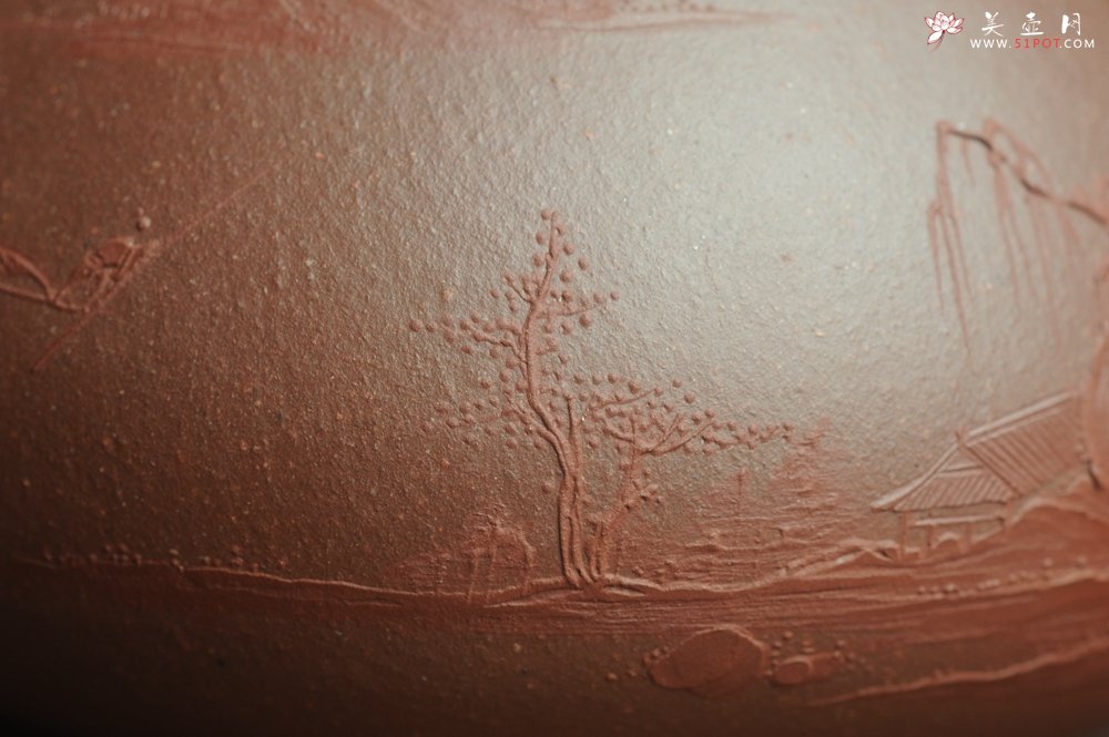 紫砂壶图片：美壶特惠 工料俱佳满瓢（景舟石瓢）泥绘山水 江清月近人 单色泥绘更显功力 - 美壶网