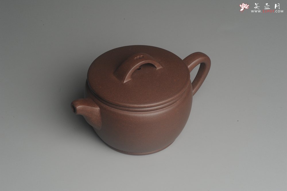 紫砂壶图片：美壶特惠 精致黑星老紫泥汉瓦 茶人醉爱 - 美壶网