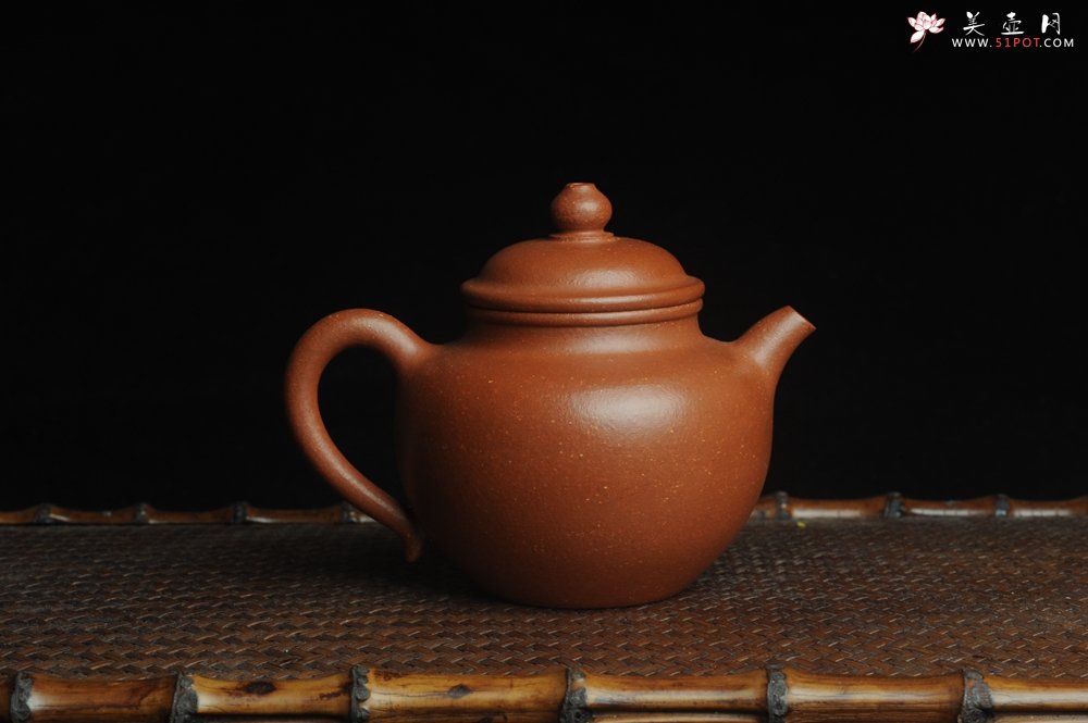 紫砂壶图片：美壶特惠 潜力股殷老师全手工特好降坡泥秋水壶 茶人醉爱 - 美壶网