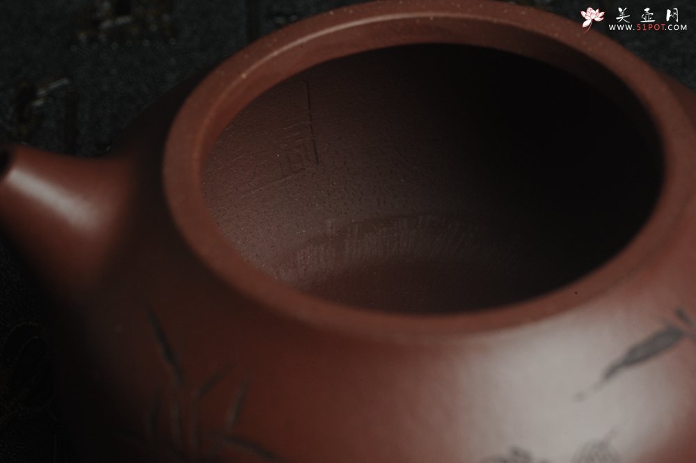 紫砂壶图片：【好壶已结缘 预定】油润底曹青 全手工高文旦 装饰人物 特文气 - 美壶网