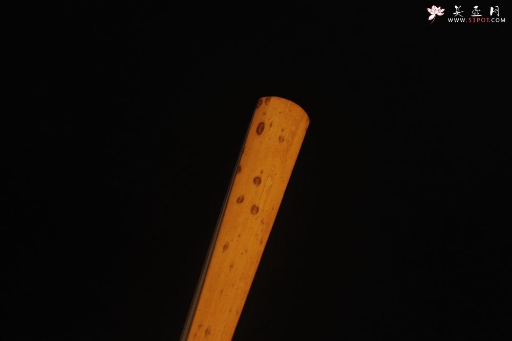 紫砂壶图片：自玩收藏级30年老凤眼扇骨 满天星老凤眼 9.5寸18方挑灯方 排口2.0少见 名家释普通法师书法 - 美壶网