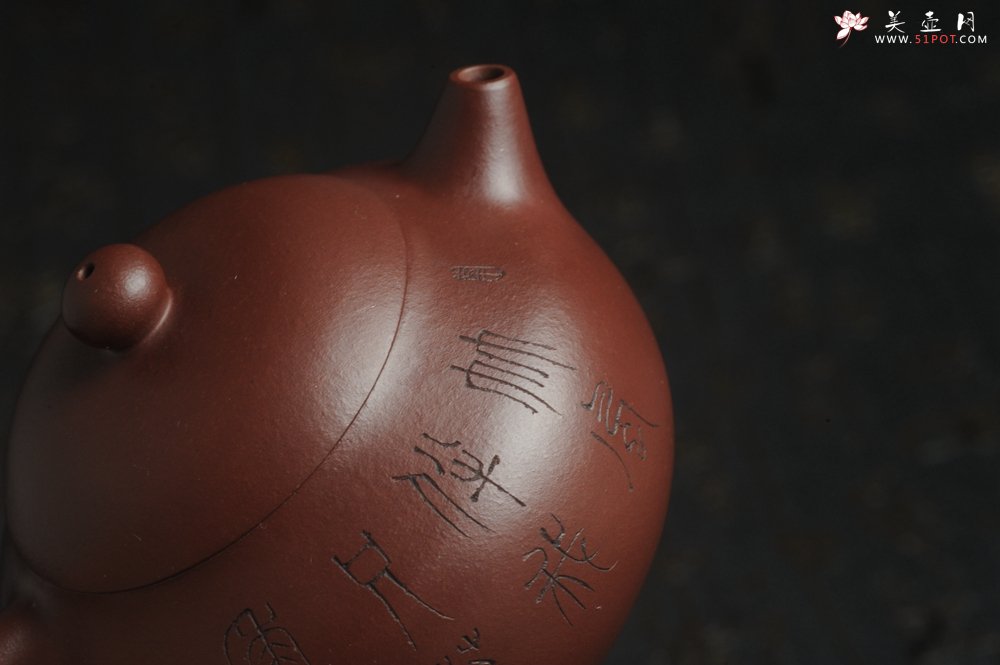 紫砂壶图片：【好壶已结缘 预定】油润底曹青 全手工高文旦 装饰人物 特文气 - 美壶网